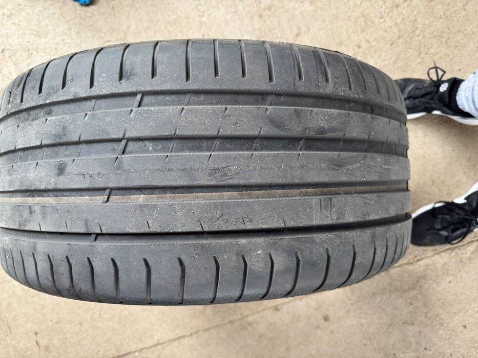 Nokian 255/40/19 Летни 2 броя