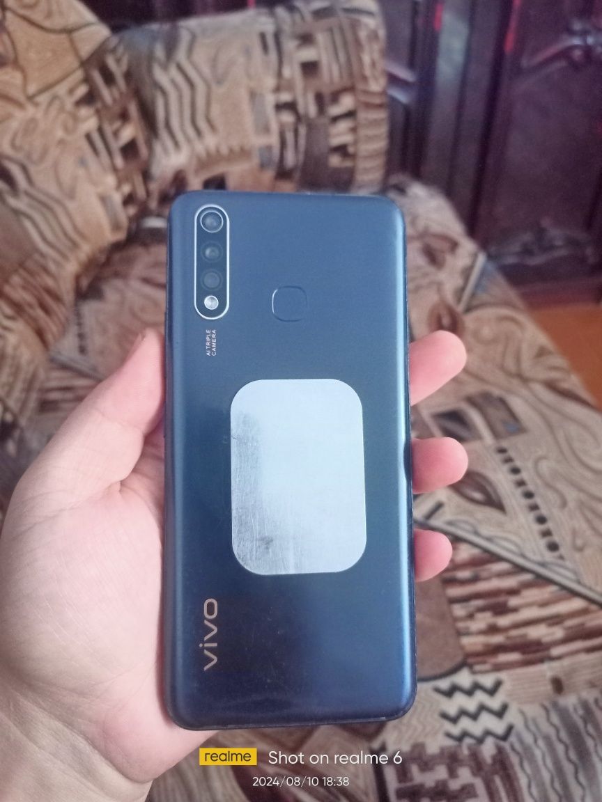 Vivo y19 4/128 tali