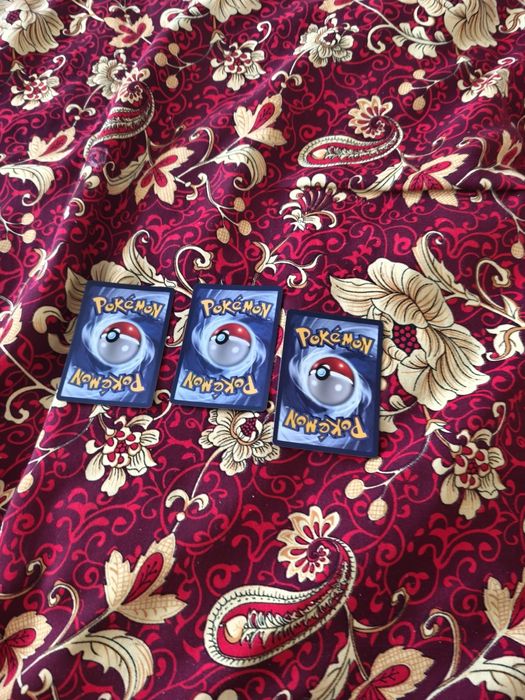 Продаю оригинальные покемоны