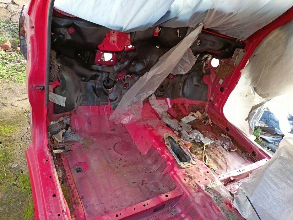 На части - Daihatsu Cuore