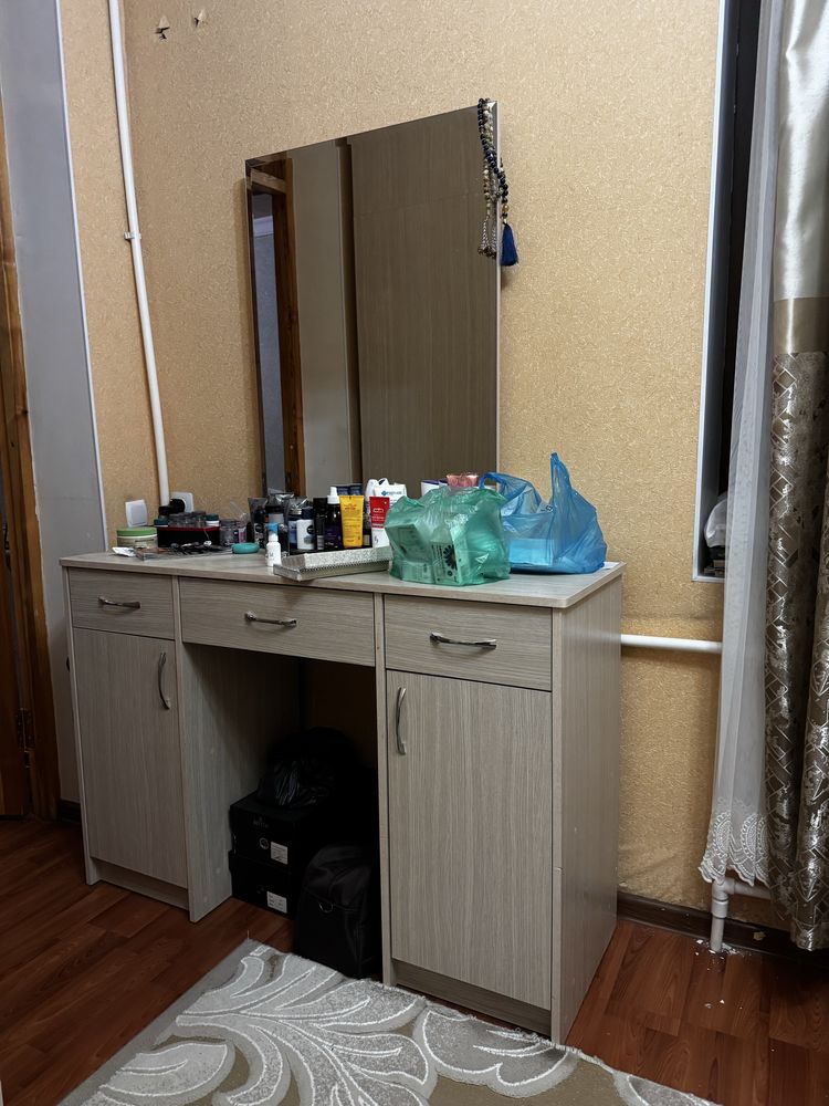 Продается спальная мебель