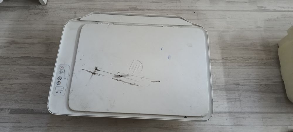 Imprimantă HP DeskJet – multifuncțională (print, scan, copy)