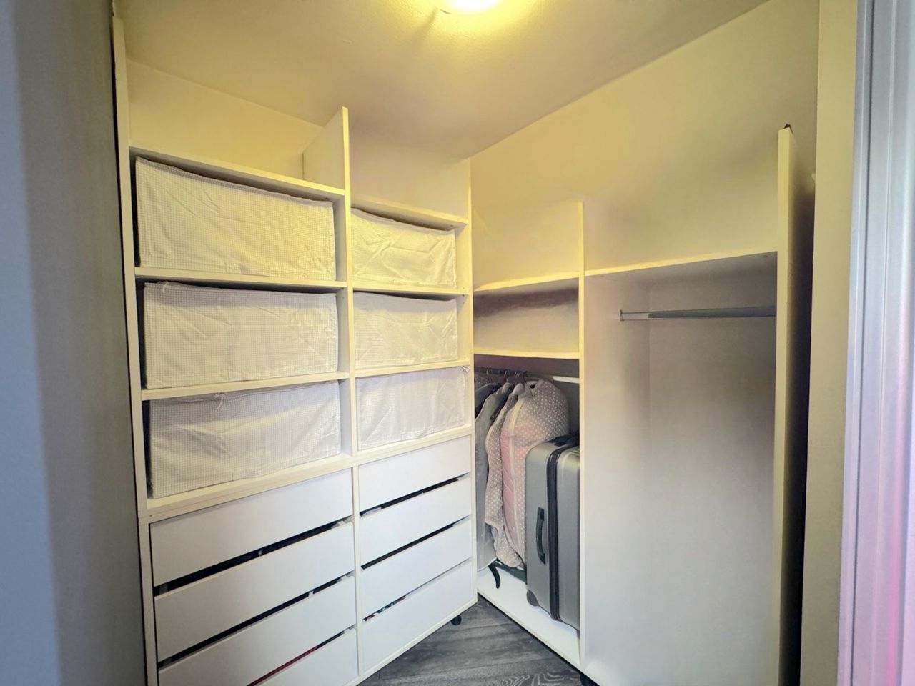 Продава се Тристаен апартамент в София, в.з. Бункера - 128 кв.м за 2258 €/кв.м - Снимка #14