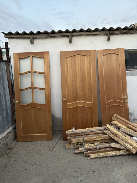 Продается б/у двери