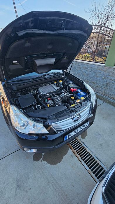 Vând Subaru Outback 2.0 Diesel 4x4