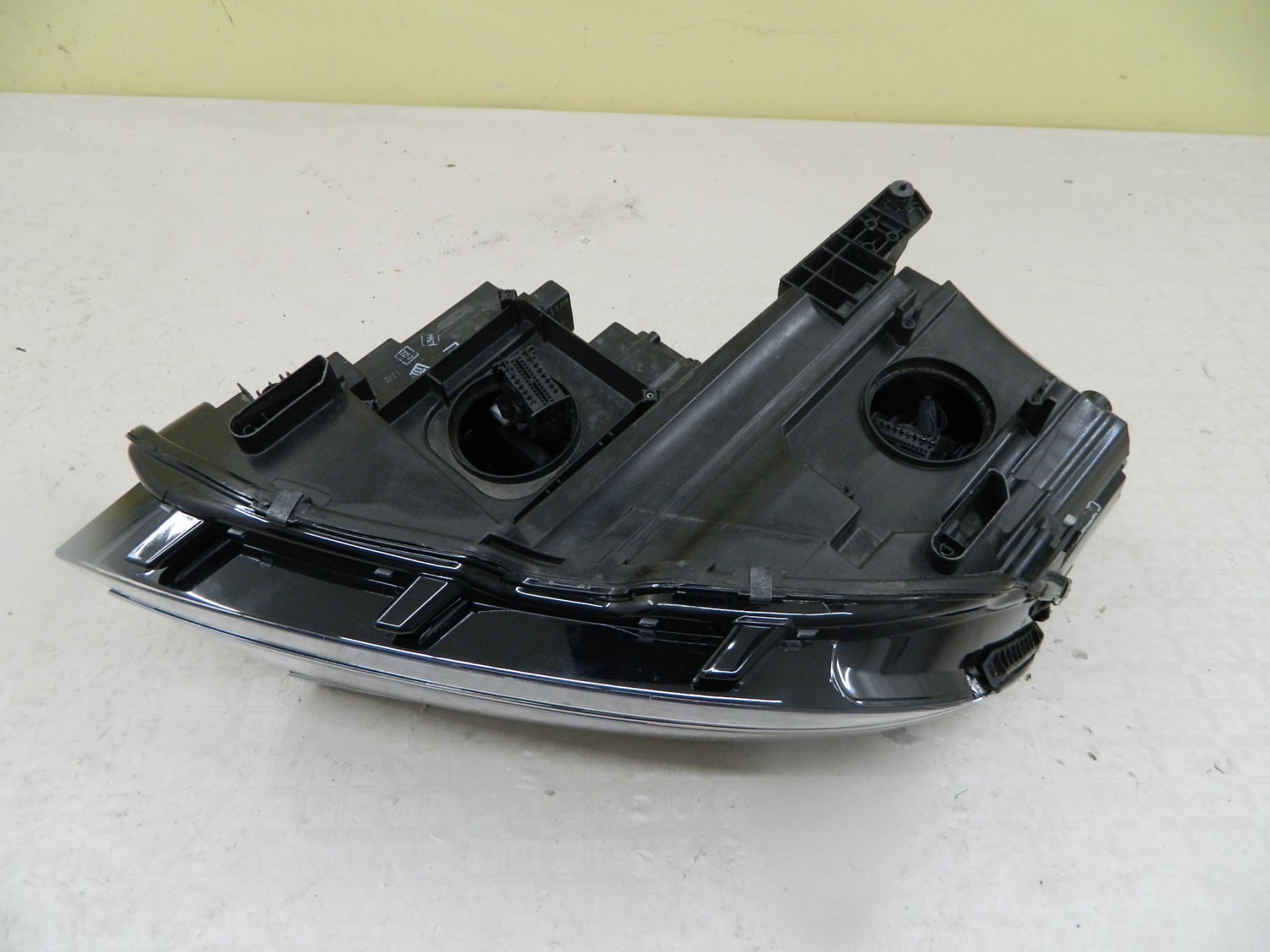 Far dreapta VW Tiguan FULL LED, 2016, 2017, 2018, 2019, 2020.