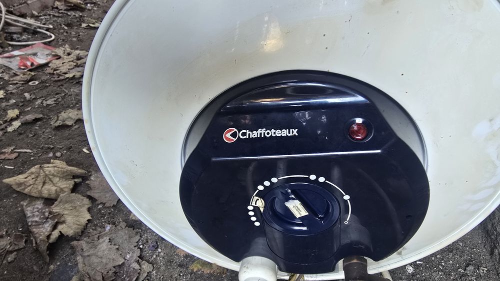 Vand boiler in stare perfecta de funcționare