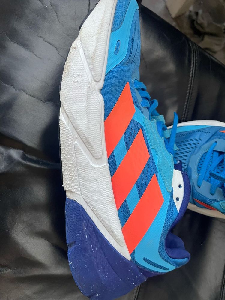Vind pantof de alergare adidas