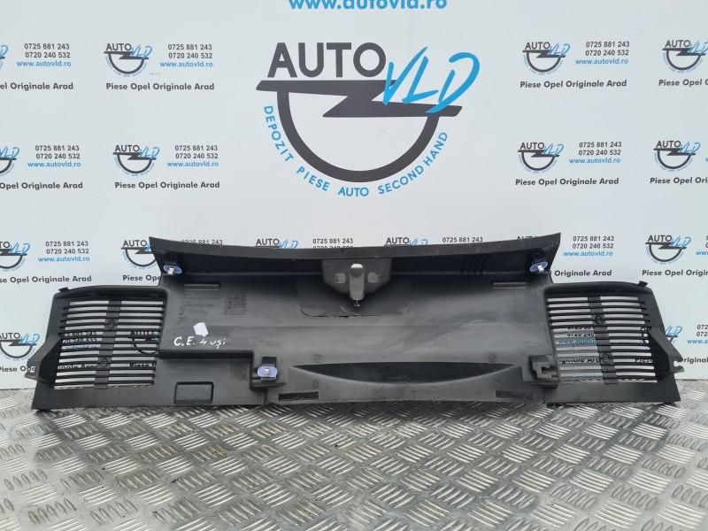 Capac plastic portbagaj incuietoare de pe caroserie Opel Corsa D facel
