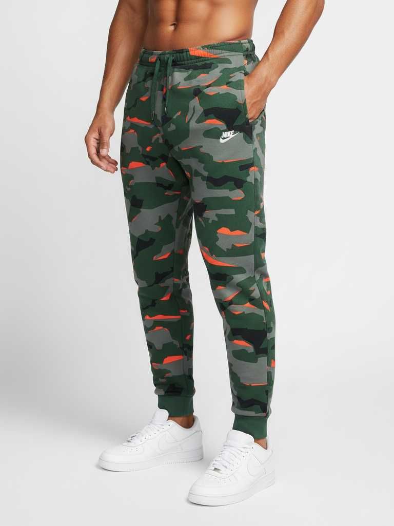 Nike Club Camo Jogger - Оригинално мъжко долнище размер 2XL