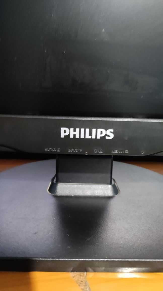 Монитор Philips 190VW9 19"/48,1 см + VGA и захранващ кабел