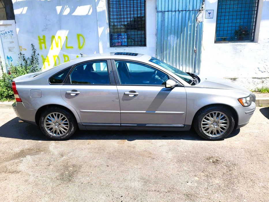 Volvo S40, an 2004, motor 2521 cm³ 220 CP, Benzină, Dotări, 2940€