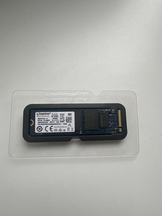 SSD Kingston NVMe M.2 — 256GB