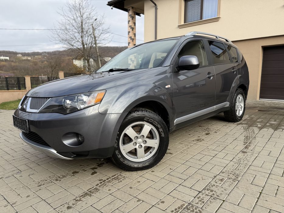 Mitsubishi outlander 2.0 tdi 4x4 la buton import germania