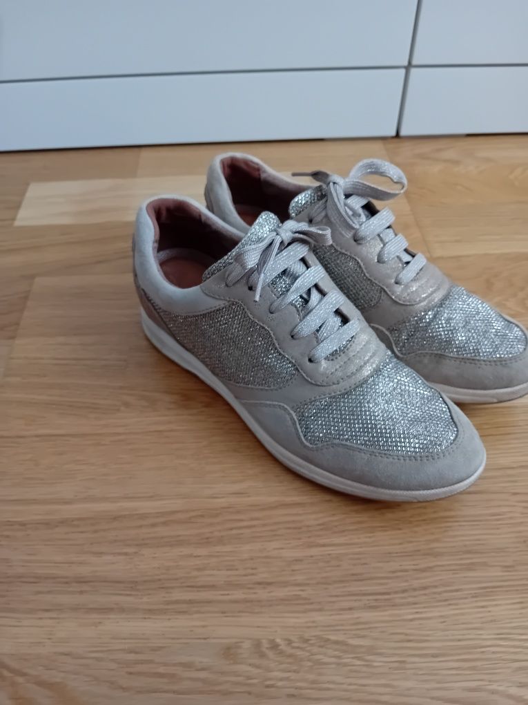 Adidași Tamaris, mărime 37