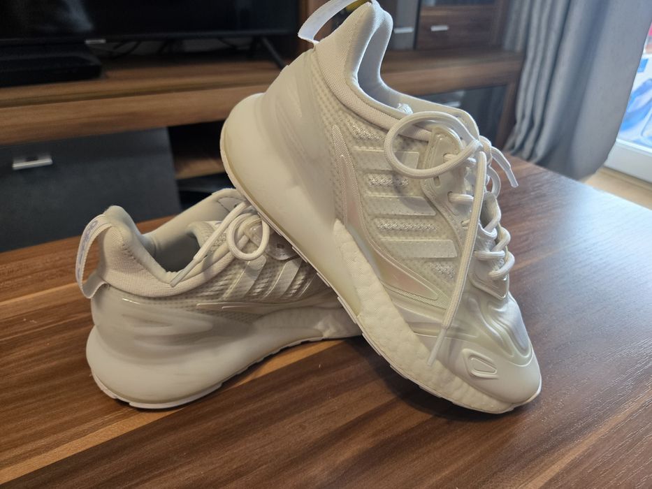 Adidasi originali Adidas ZX, marimea 35 si 1/2