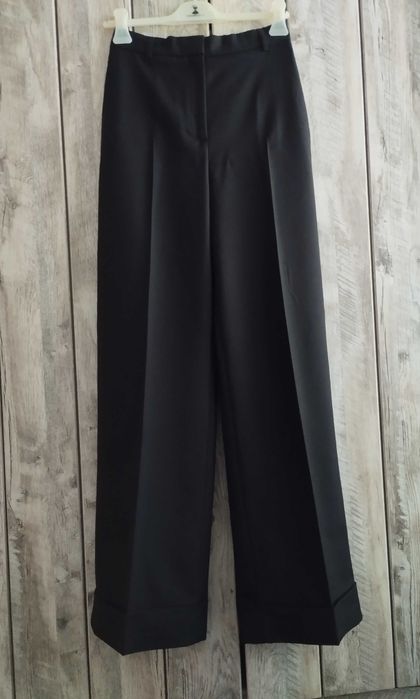 Здравейте, предлагам нов панталон на The kooples, размер 34