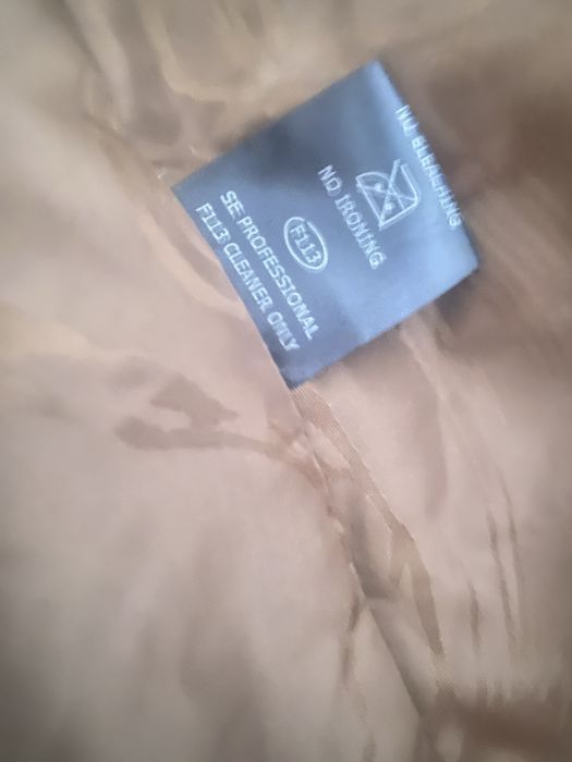 Haina blana vulpe mâneci detasabile