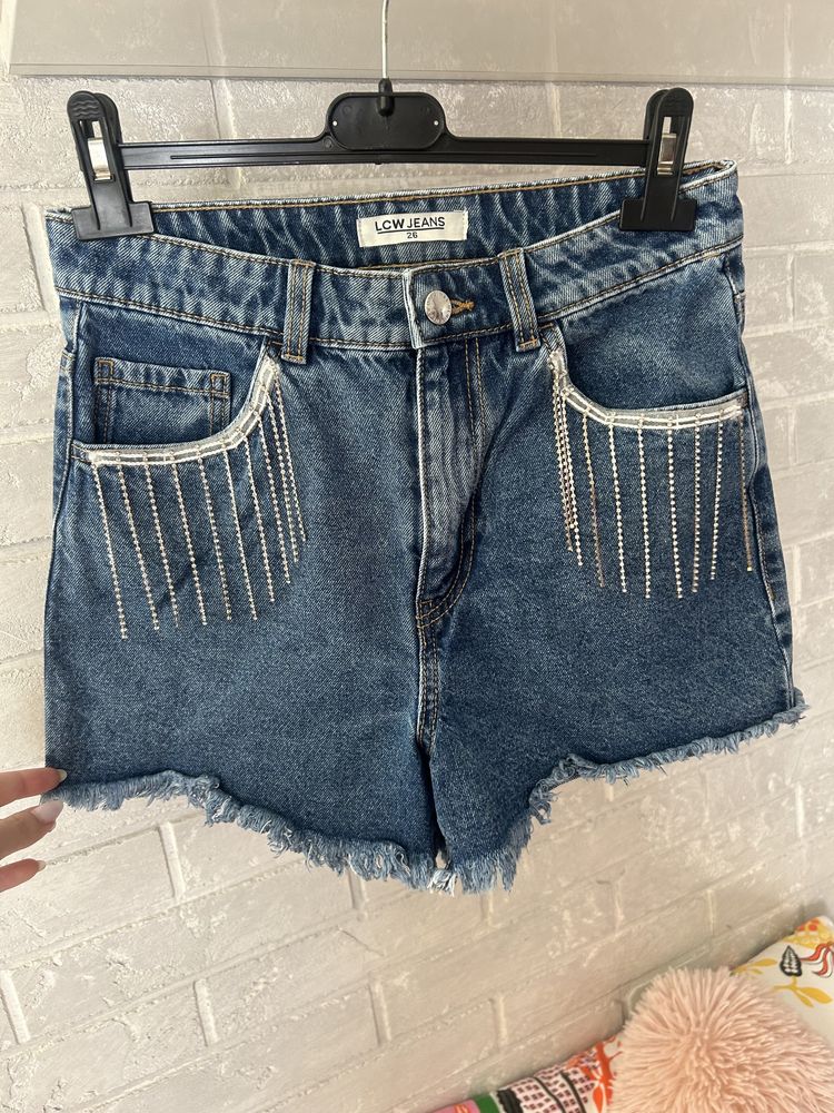 Къси гащи нови Pull and bear, Lc waikiki