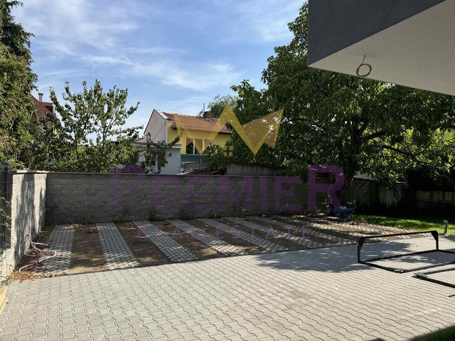 Продава се Тристаен апартамент в София, Бъкстон - 104 кв.м за 2433 €/кв.м - Снимка #3