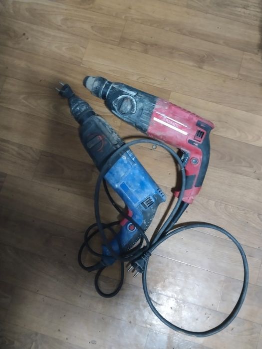 Продам два перфоратора в рабочем состоянии