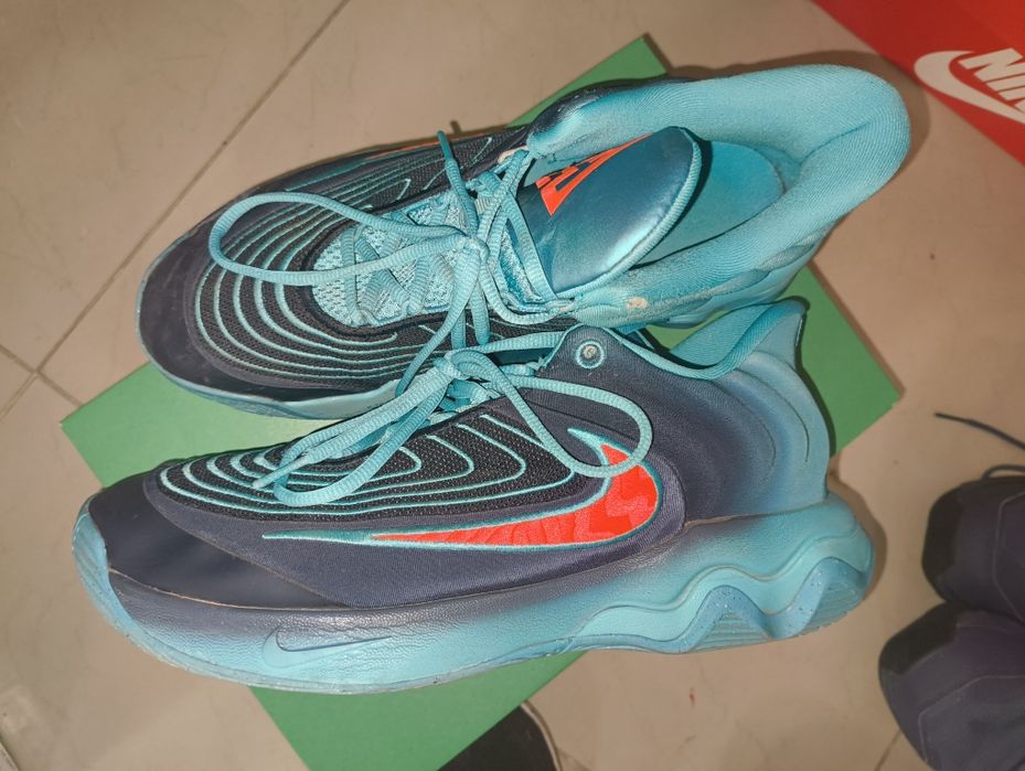 Маратонки 44-45 Nike, Adidas по 40лв
