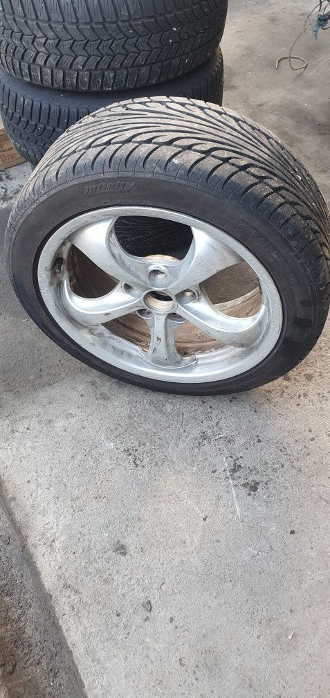 Jante cu cauciucuri