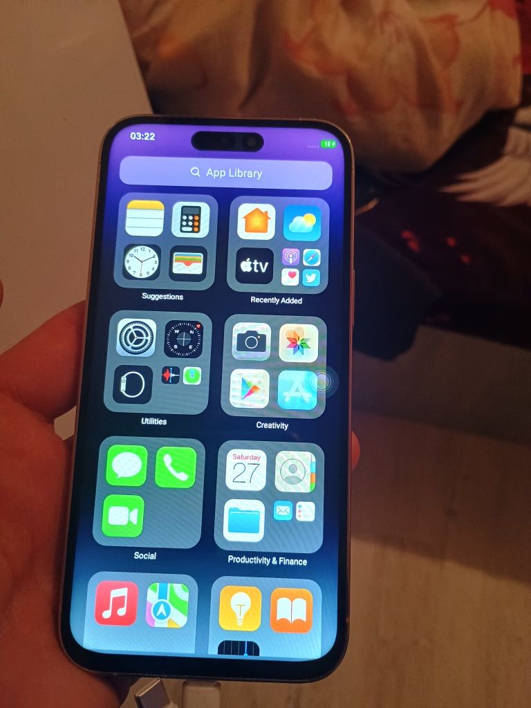 Vând iPhone 14 pro merge foarte bine nu este original