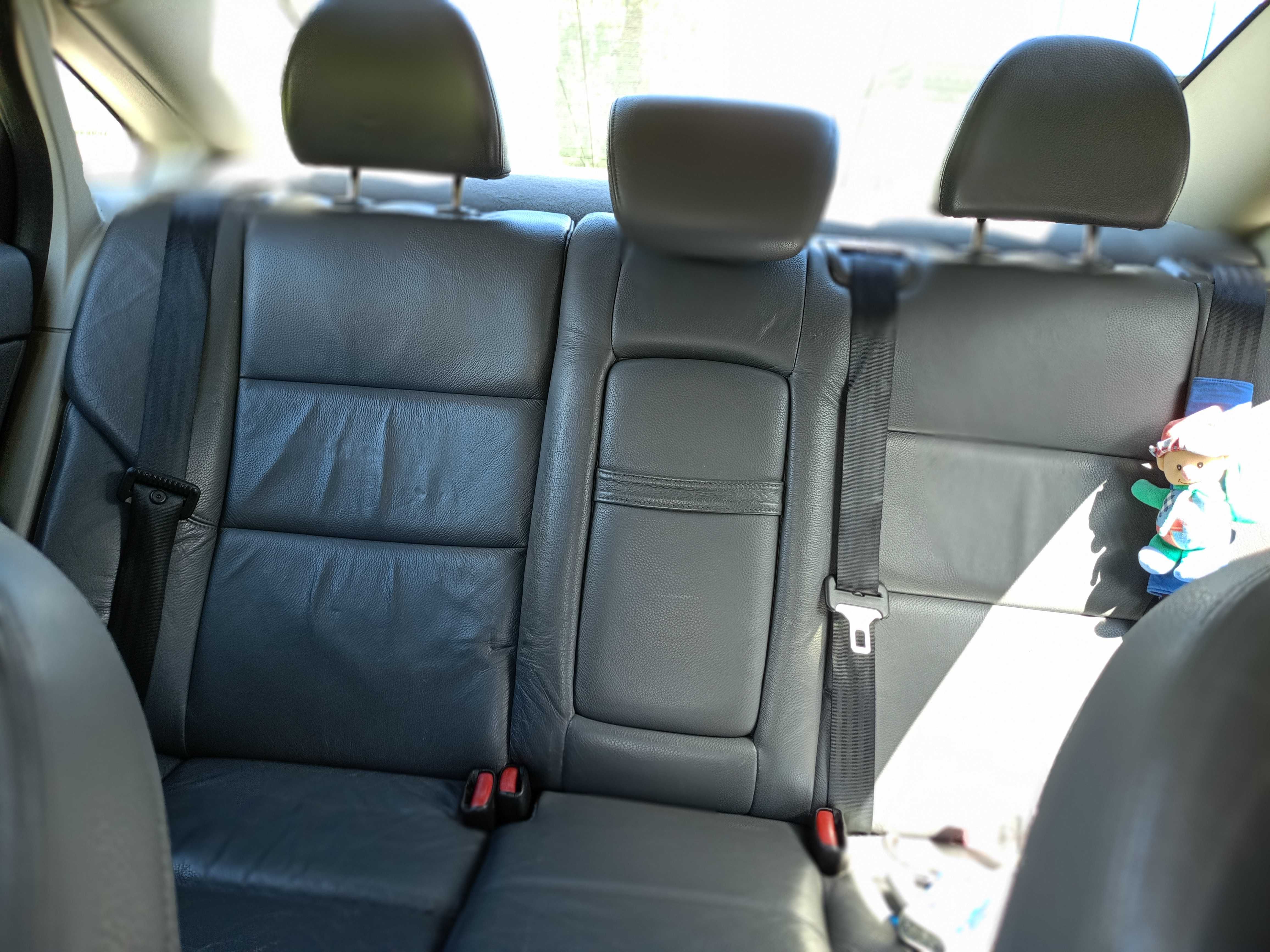 Продавам Volvo s40 на старо
