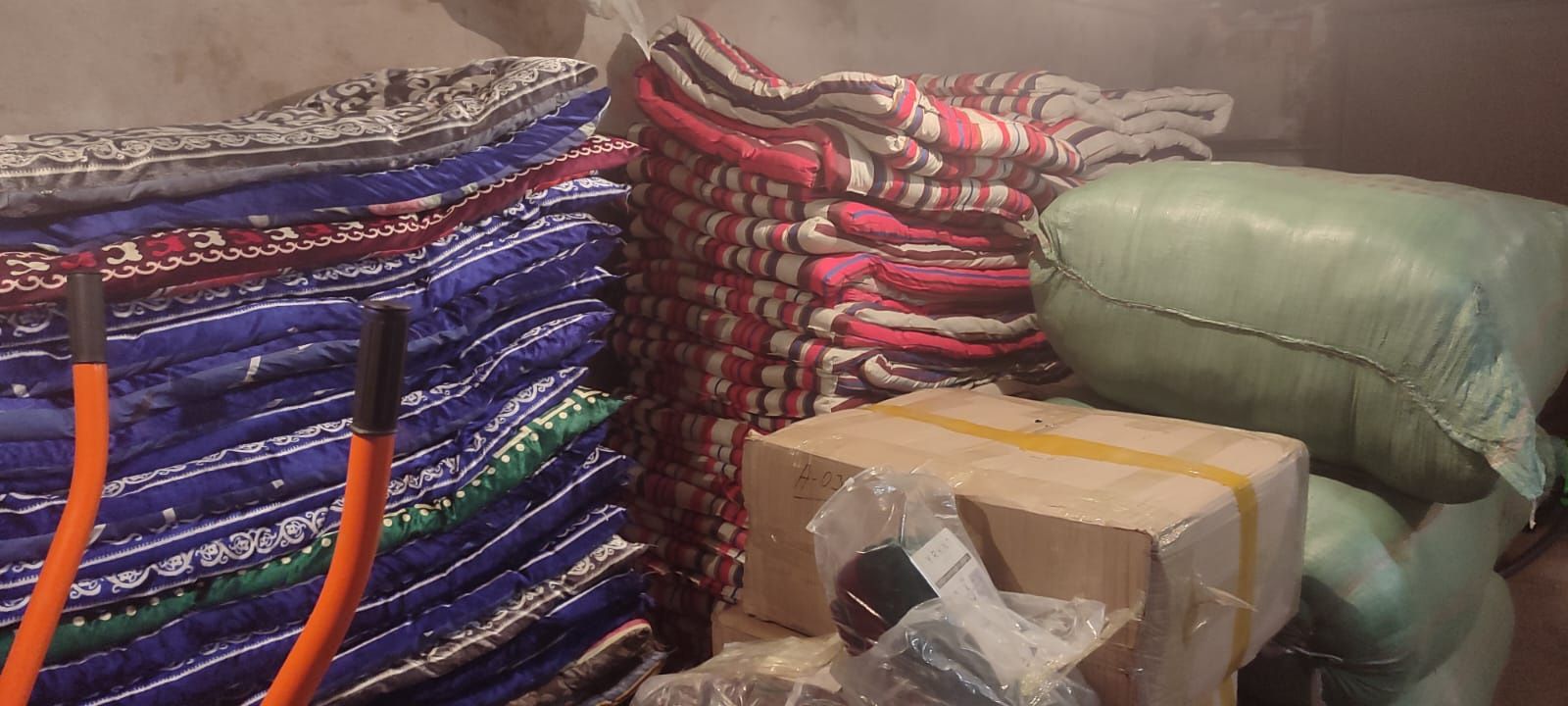 Продам матрасы одеяла подушки туркменский  постельное бельё полотенце