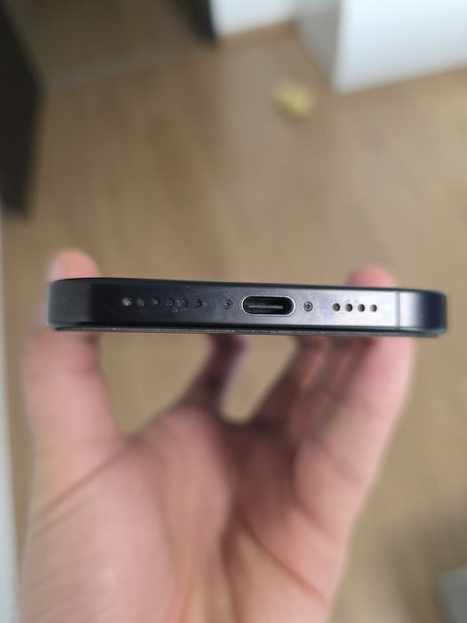 Като нов iPhone 16 Pro Max черен 256GB