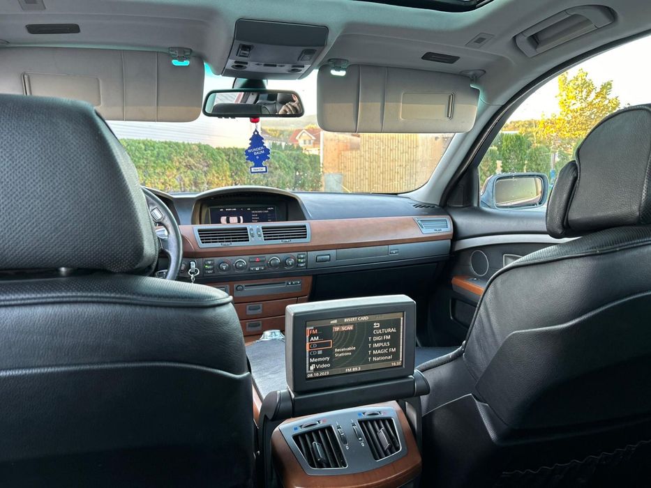 bmw 740D V8