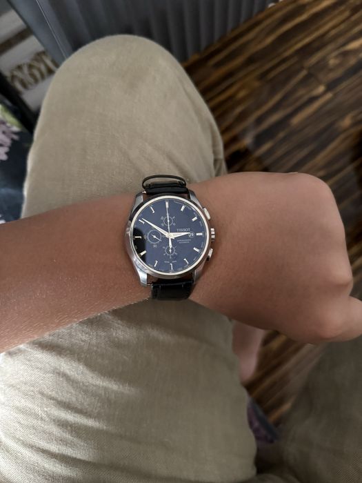 Продам оригинальные часы