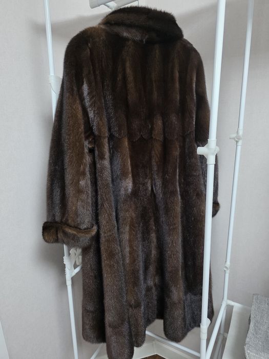 Норковая шуба в отличном состоянии