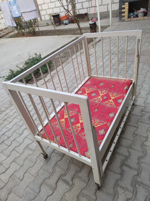 Детский кровать с матрасом