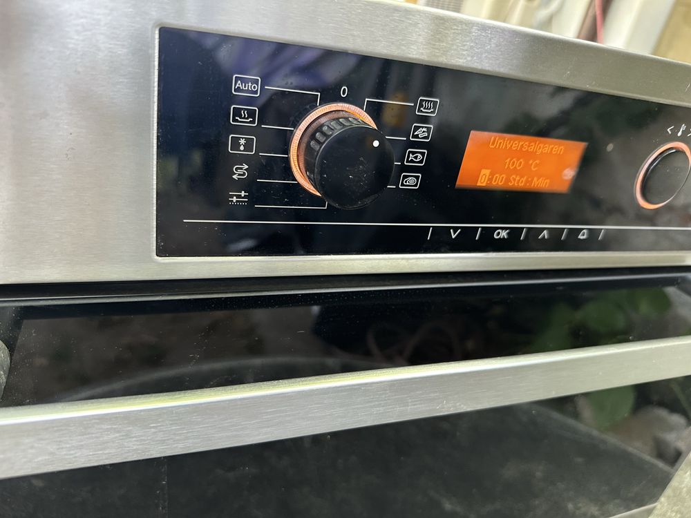 Фурна с пара Miele DG5061