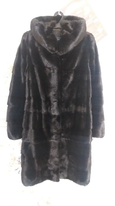 Продам Шубу  норковую. Торг.