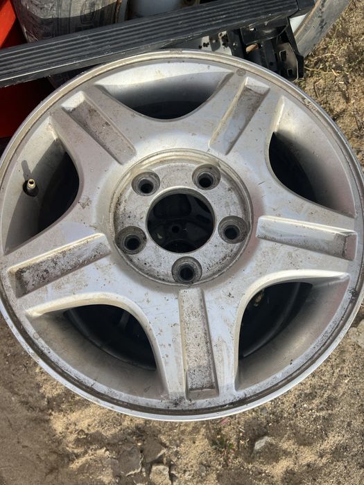 Продам 4 титанки SangYong