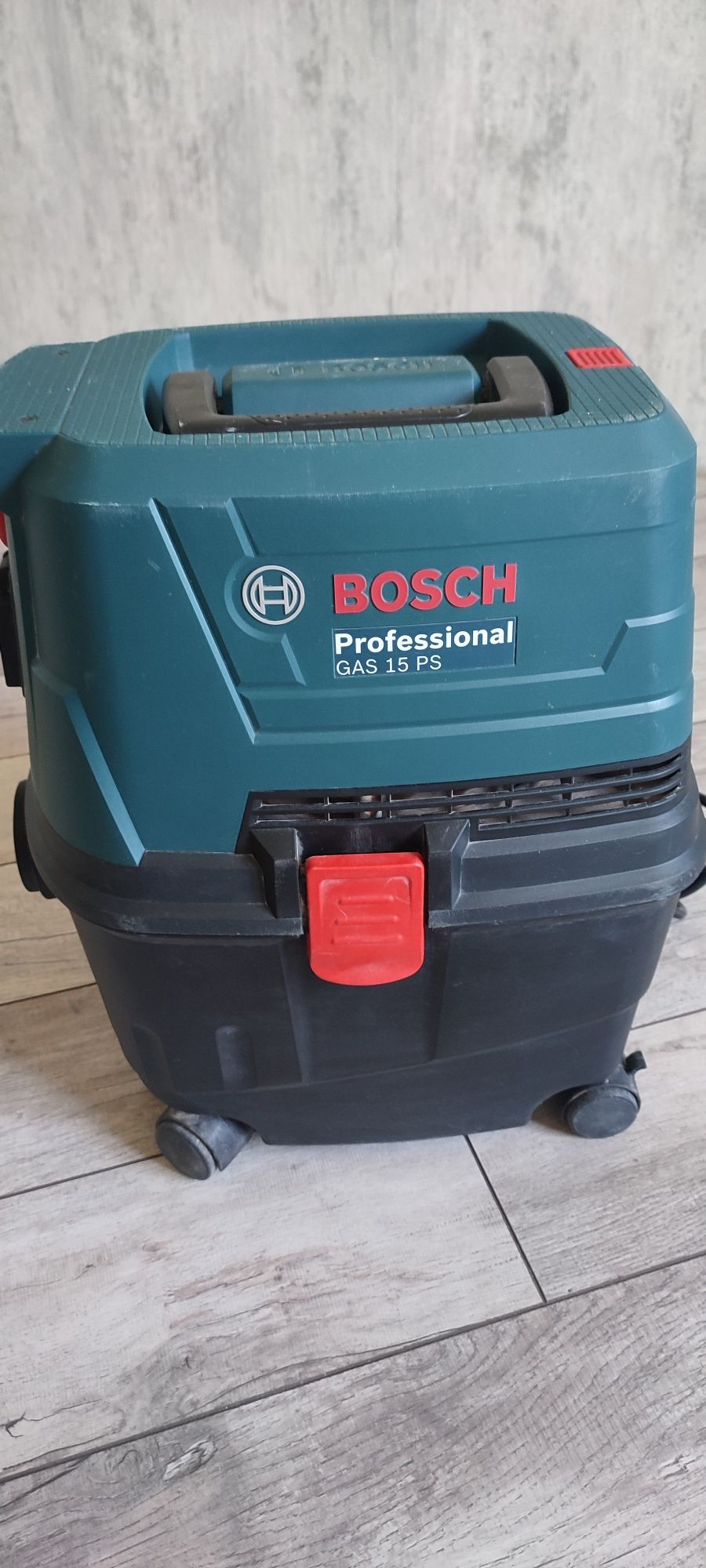 Продам Пылесос строительный Bosch GAS 15 PS Profession