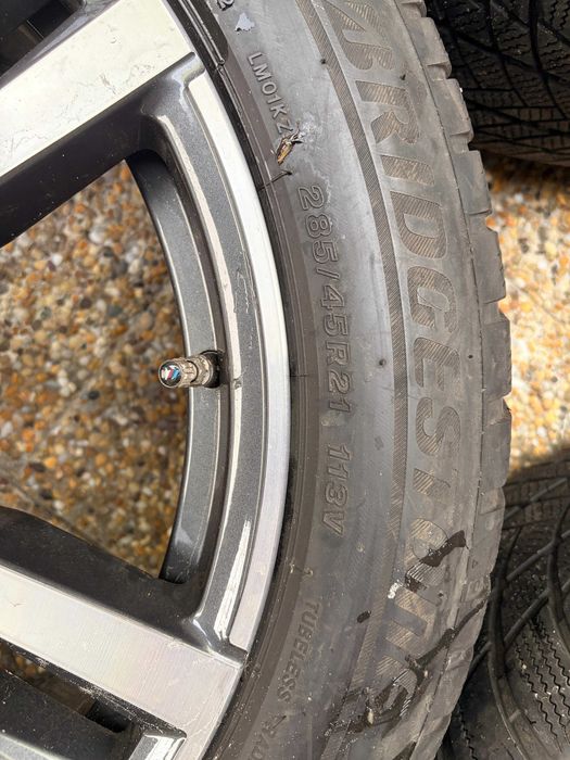 Jante BMW cu cauciucuri de iarna