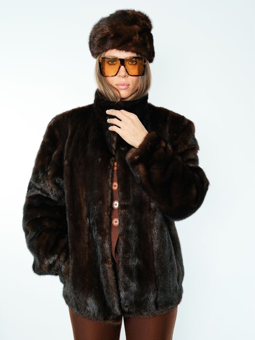 Haina din blana naturala de vizon