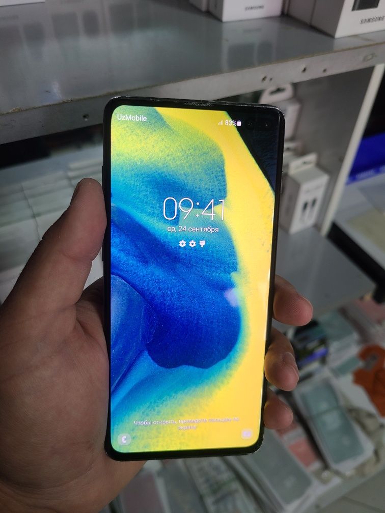 S10 plus 8.128 qora