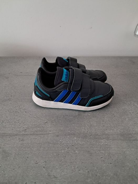 Adidași marimea 30 baieti