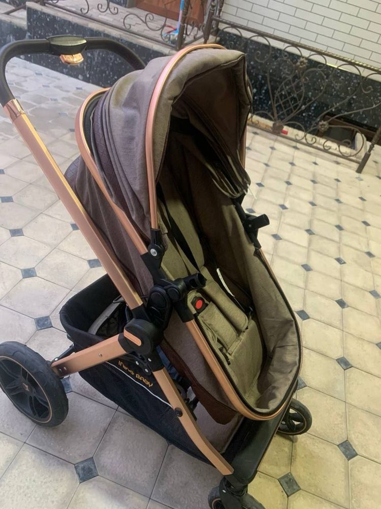 Продам почти новый коляска Ining Baby