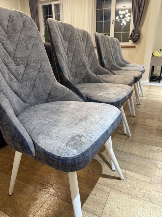 Стулья срочно продам в отличном состоянии