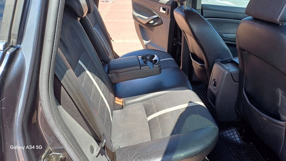 Ford Kuga 2.0 TDCI / 136 CP / 2009 / Climatronic / Navigatie
