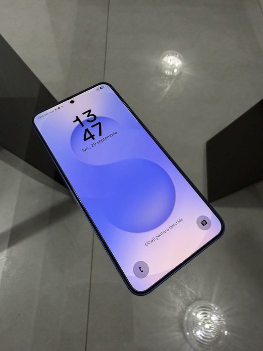 Samsung S25 navy 512GB / 12GB RAM • ca NOU • neverlocked