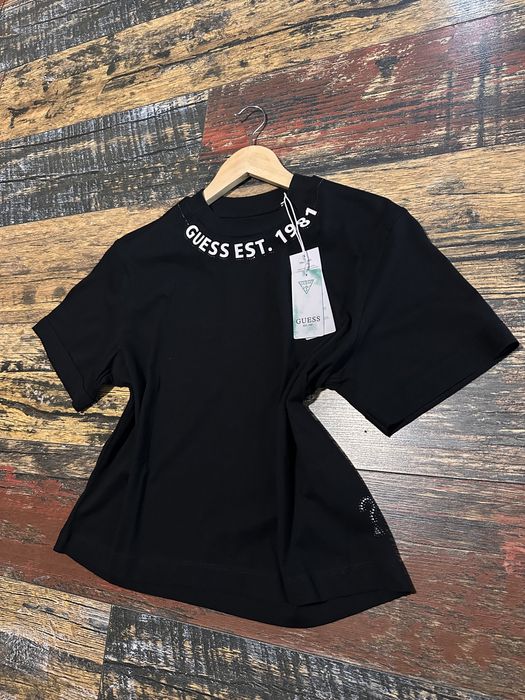 Guess Wmns/Prinde oferta 4+1 doar in magazinul fizic.