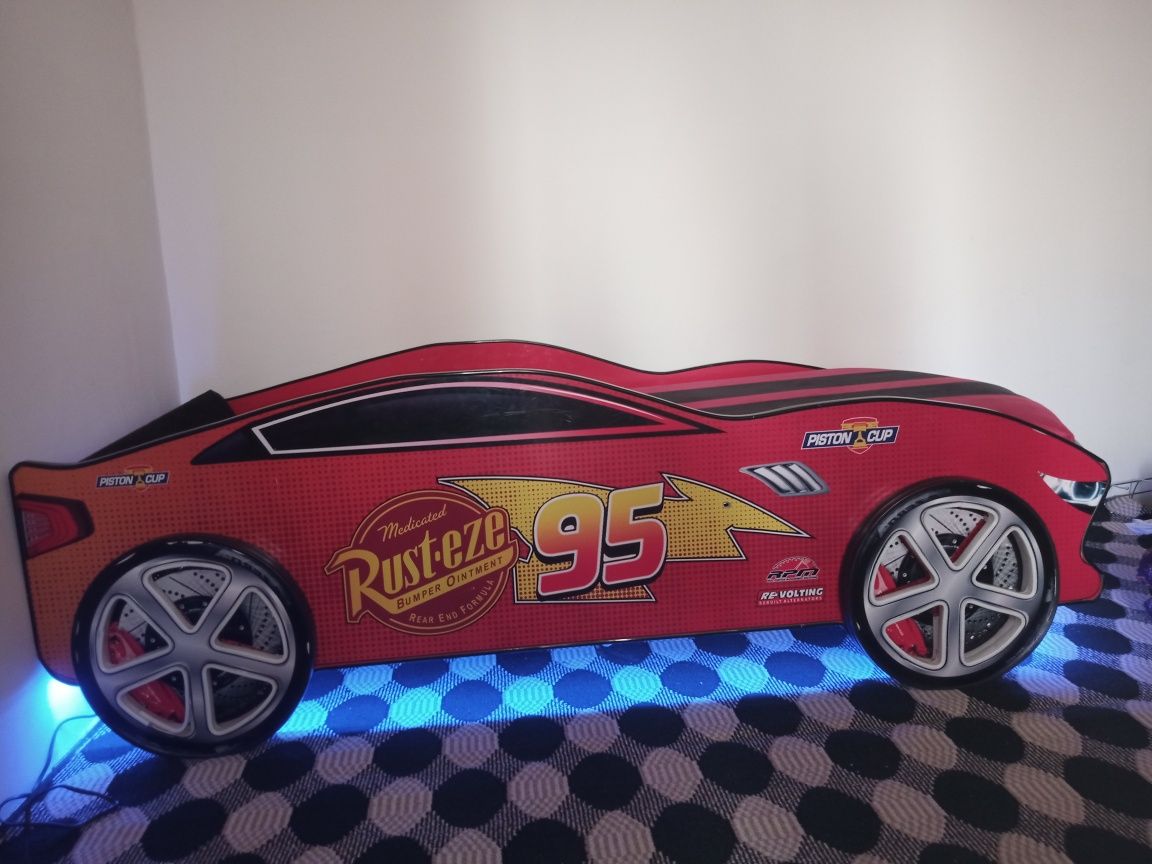 Karavat Chiroyli LED yoritilgan “Lightning McQueen” bolalar kravati