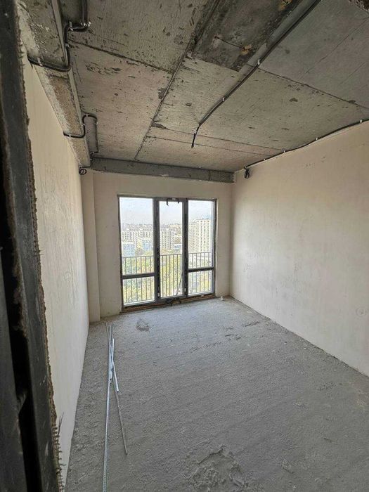 ЖК Bobur Residence 1-нотариус 2-комнатная 16/16 42,2 м² коробка